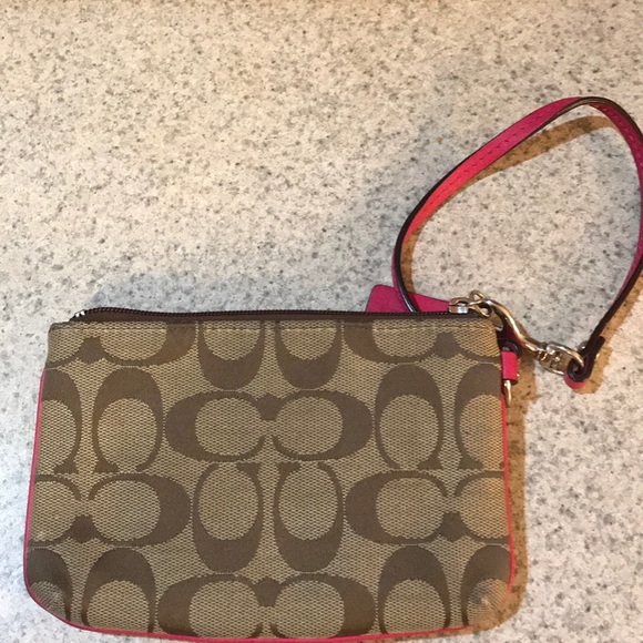 Coach wristlet - Picture 4 of 5